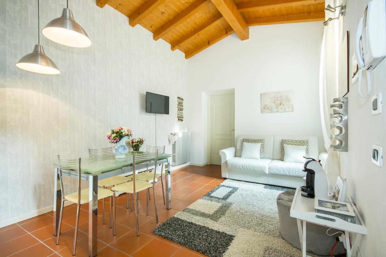 Soleluna Apartments - By Relais Di Giada Lake Como Exterior photo